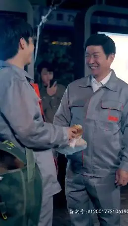 《至尊金瞳神医》：觉醒医皇神童，看草根少年如何逆袭成医界传奇！