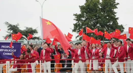 2024巴黎奥运会开幕式：一场穿越时空的视觉盛宴，法兰西浪漫与现代科技的完美融合